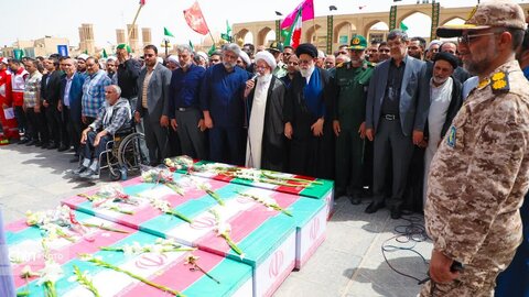 برگزاری مراسم تشییع و اقامه نماز بر پیکر مطهر شهدای حمله رژیم صهیونیستی به یزد