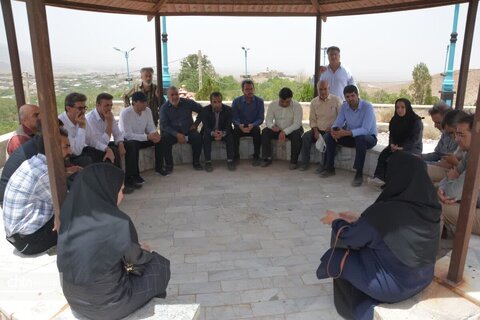 بازدید از بناهای تاریخی و پروژه های شهرستان بهاباد