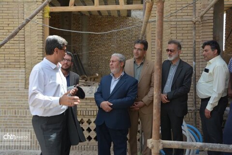 بازدید از بناهای تاریخی و پروژه های شهرستان بهاباد