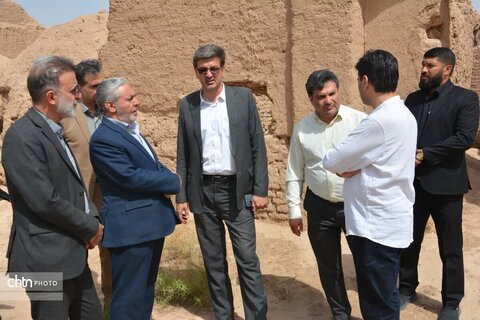بازدید از بناهای تاریخی و پروژه های شهرستان بهاباد
