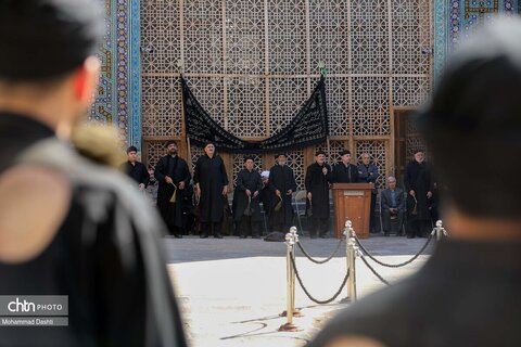 آئین سنتی «طشت گذاری» در بقعه شیخ صفی‌الدین اردبیلی