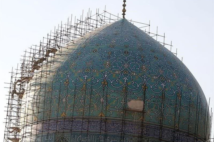 آغاز عملیات مرمت آرایه‌های کاشی‌کاری مسجد امام(ره) اصفهان