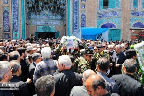 تشییع پیکر شهید مدافع وطن «مهدی قهرمانی» در اردبیل