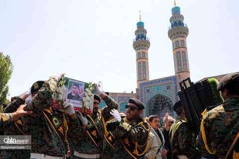 تشییع پیکر شهید مدافع وطن «مهدی قهرمانی» در اردبیل