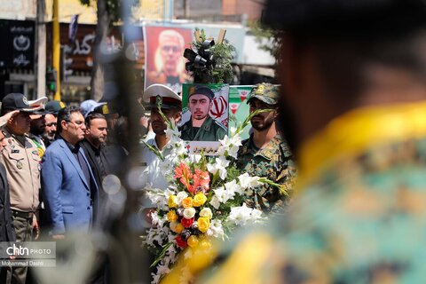 تشییع پیکر شهید مدافع وطن «مهدی قهرمانی» در اردبیل