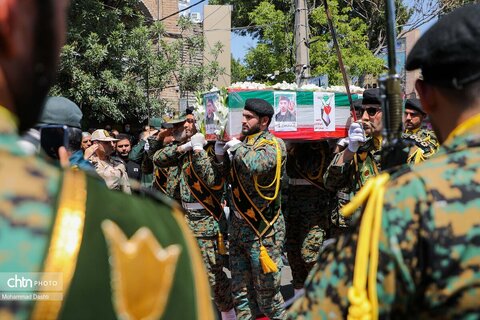 تشییع پیکر شهید مدافع وطن «مهدی قهرمانی» در اردبیل