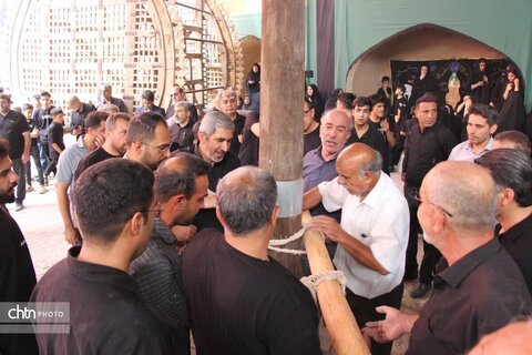برگزاری آیین سنتی پوش بالا کنی حسینیه چرخاب اردکان