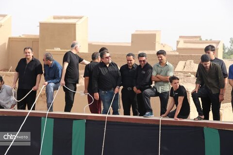 برگزاری آیین سنتی پوش بالا کنی حسینیه چرخاب اردکان