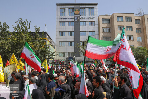 مراسم تشییع شهدای اقتدار در تهران