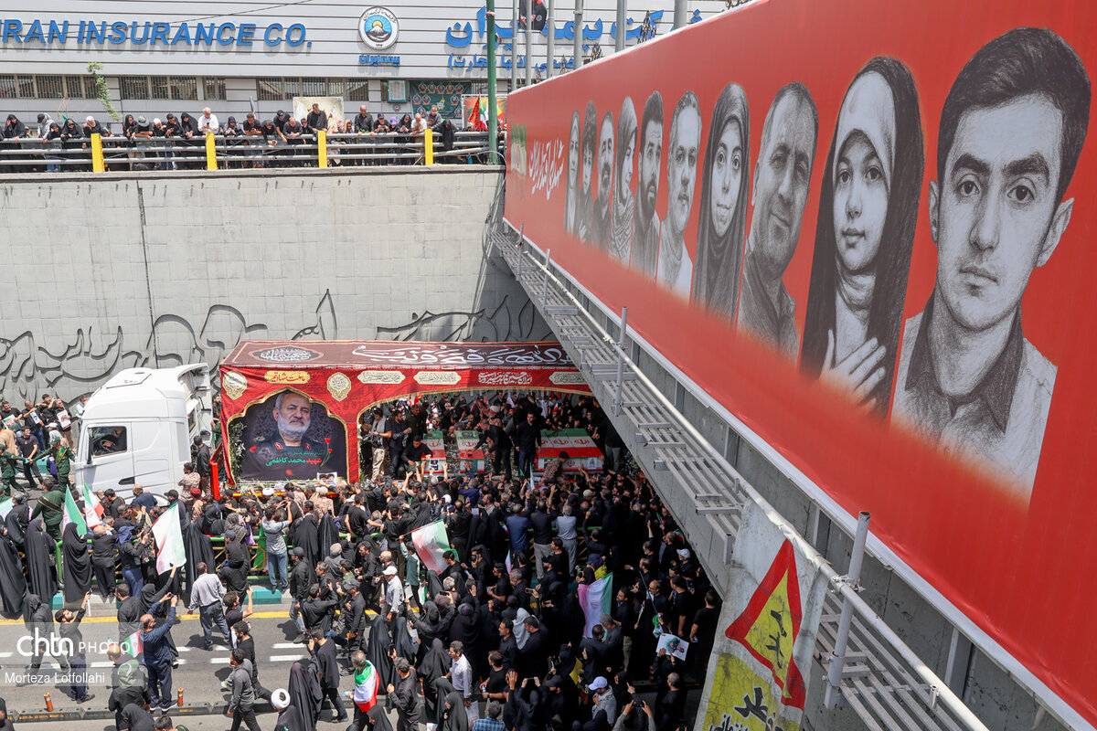 تشییع شهدای اقتدار، حماسه همبستگی و اشک و بلوغ ایران/ تا همیشه بر شانه ایمان