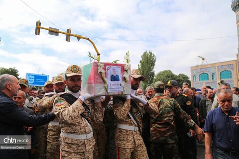 تشییع پیکر شهید مدافع وطن «علی پیری» در اردبیل