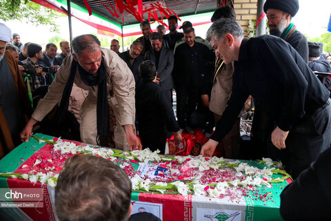 تشییع پیکر شهید مدافع وطن «علی پیری» در اردبیل