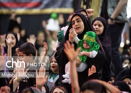 همایش شیرخوارگان حسینی در زنجان برگزار شد