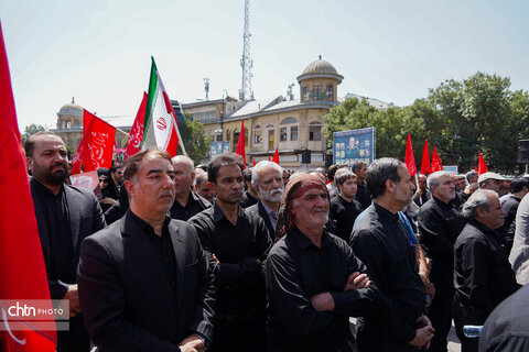 همدان در سوگ فرمانده