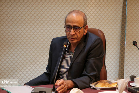 نشست اعضای جامعه هتل‌داران با وزیر میراث‌فرهنگی، گردشگری و صنایع‌دستی