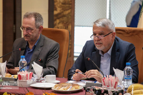 نشست اعضای جامعه هتل‌داران با وزیر میراث‌فرهنگی، گردشگری و صنایع‌دستی