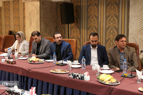 نشست اعضای جامعه هتل‌داران با وزیر میراث‌فرهنگی، گردشگری و صنایع‌دستی