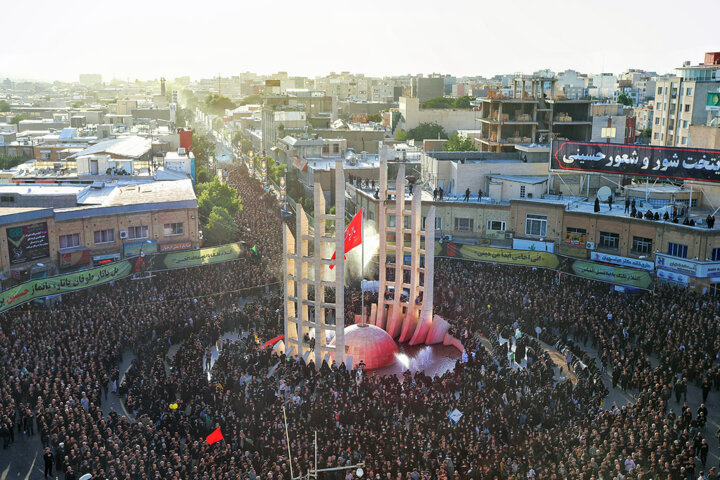 آیینهای محرم در زنجان/ از تعزیه خوانی در تکیه ارمغانخانه تا دسته زینبیه