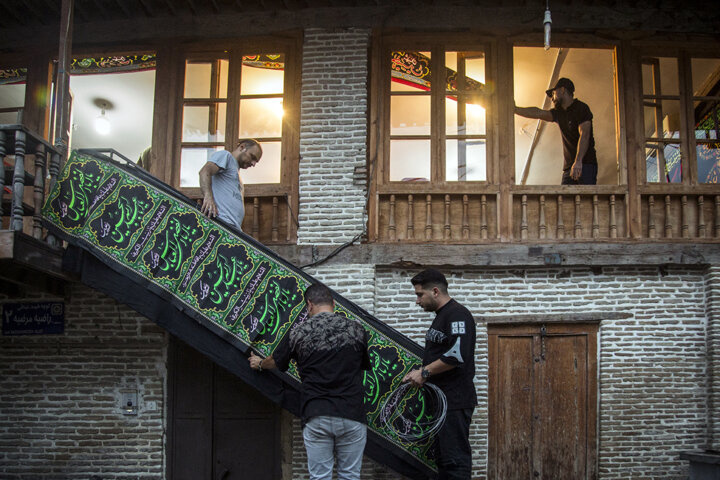 آیینهای محرم در زنجان/ از تعزیه خوانی در تکیه ارمغانخانه تا دسته زینبیه