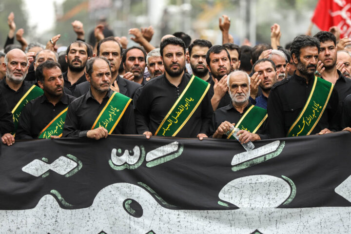 آیینهای محرم در زنجان/ از تعزیه خوانی در تکیه ارمغانخانه تا دسته زینبیه