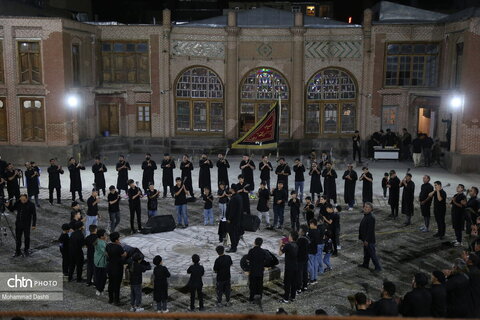 عزاداری شب چهارم محرم در حسینیه مجتهد اردبیلی