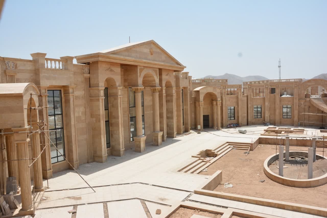 بازدید از پروژههای سرمایهگذاری در حال احداث گردشگری یزد