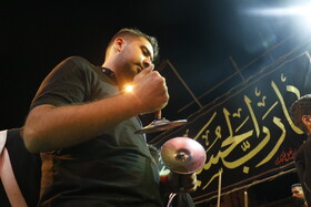 محله طالقانی تبریز میزبان عزاداران حسینی در شب پنجم محرم