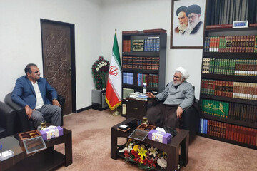 قدردانی نماینده ولی‌فقیه در هرمزگان از مدیرکل میراث‌فرهنگی استان