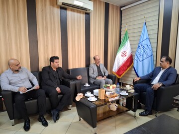 بررسی تدوین سند راهبردی توسعه اقتصاد دریامحور با تأکید بر گردشگری دریایی در هرمزگان