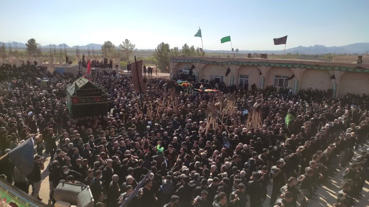 آیین منحصربه‌فرد بیل‌زنی خوسف با ۳۰۰ سال قدمت؛ روایتی متفاوت از عاشورا با نوای «حیدر علی»