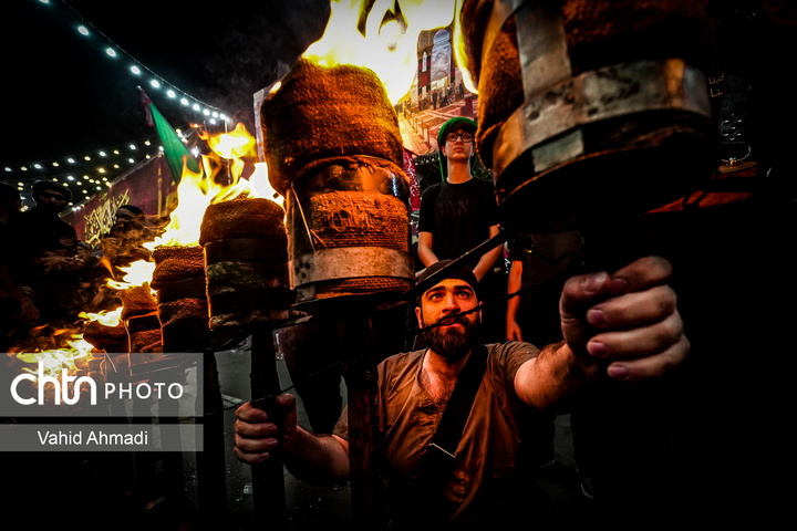 آئین مشعل گردانی در دولت آباد شهر ری