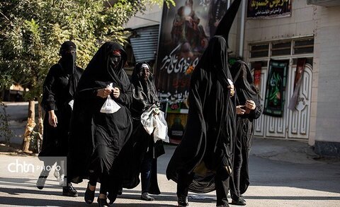 آیین چهل منبر در روز تاسوعای حسینی-خرم آباد