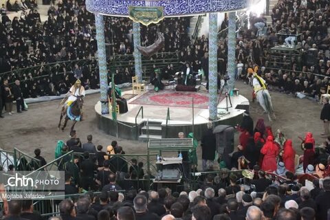 تعزیه ارمغانخانه با قدمت 400 سال