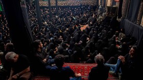 آیین سنتی عزاداری محرم در تکیه سادات اخوی تهران برگزار شد