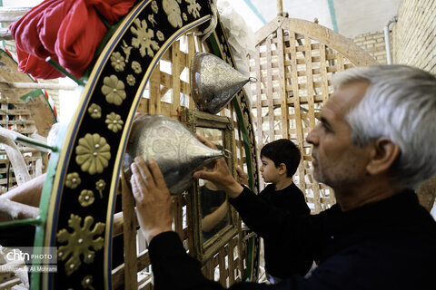 آیین نخل بندی روستالی برز نطنز