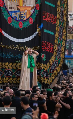 آئینی برآمده از دل تاریخ در میعادگاه عاشقان امام حسین(ع) در عاشورای حسینی تفت