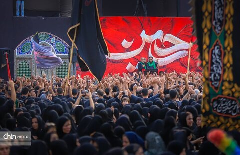 آئینی برآمده از دل تاریخ در میعادگاه عاشقان امام حسین(ع) در عاشورای حسینی تفت