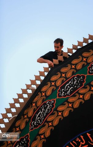 آئینی برآمده از دل تاریخ در میعادگاه عاشقان امام حسین(ع) در عاشورای حسینی تفت