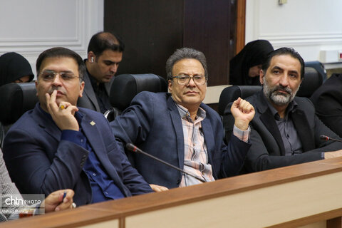 نشست مشترک وزیر میراث‌فرهنگی، گردشگری و صنایع‌دستی با مدیران معاونت گردشگری