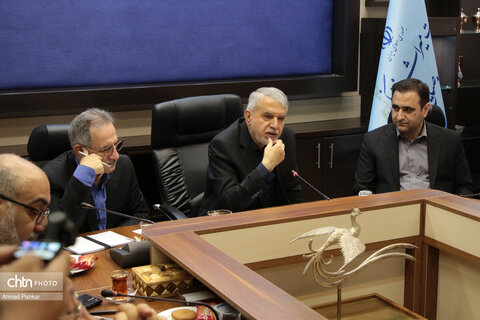 نشست مشترک وزیر میراث‌فرهنگی، گردشگری و صنایع‌دستی با مدیران معاونت گردشگری