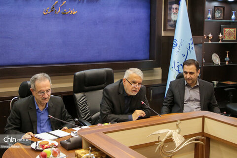 نشست مشترک وزیر میراث‌فرهنگی، گردشگری و صنایع‌دستی با مدیران معاونت گردشگری