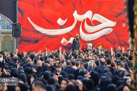 آئینی برآمده از دل تاریخ در میعادگاه عاشقان امام حسین(ع) در عاشورای حسینی تفت