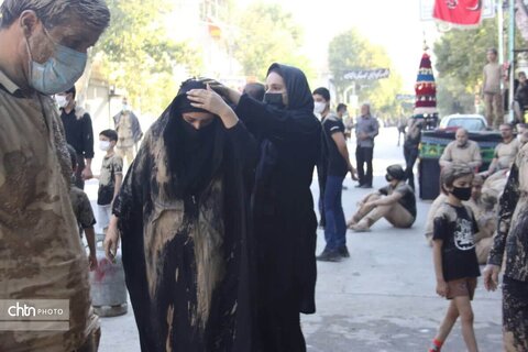 آئین گِل‌مالی در لرستان