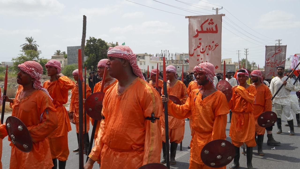 «شیر و کتل» میناب؛ بازنمایی میدانی و نمادین از واقعه عاشورا