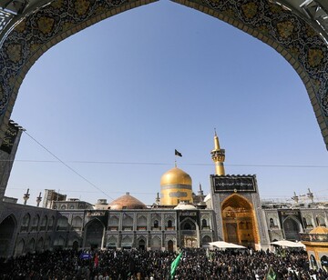 بررسی ابعاد تاریخی آیین‌ها و موقوفات مرتبط با سوگواری حضرت سیدالشهدا(ع) در حرم رضوی