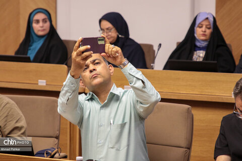 نشست رسانه ای وزیر میراث فرهنگی، گردشگری و صنایع دستی