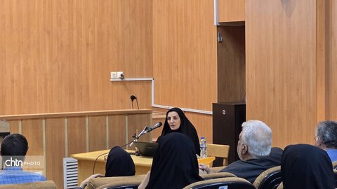 آیین رونمایی از سکه های ضرب شده در یزد برگزار شد.