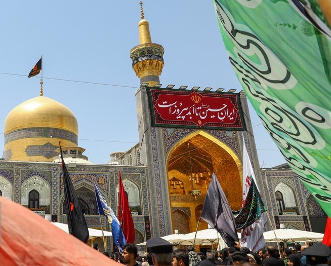 بررسی ابعاد تاریخی آیین‌ها و موقوفات مرتبط با سوگواری حضرت سیدالشهدا(ع) در حرم رضوی