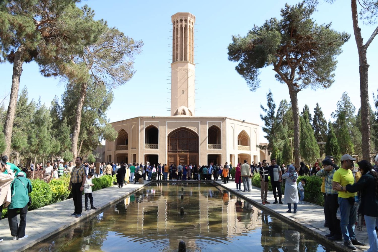 چالشهای گردشگری ایران پس از کرونا و ناآرامیها؛ نیاز هتلداران به حمایت