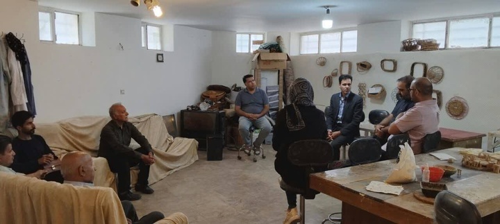 تشکیل میز تخصصی هنرهای چوبی در لرستان